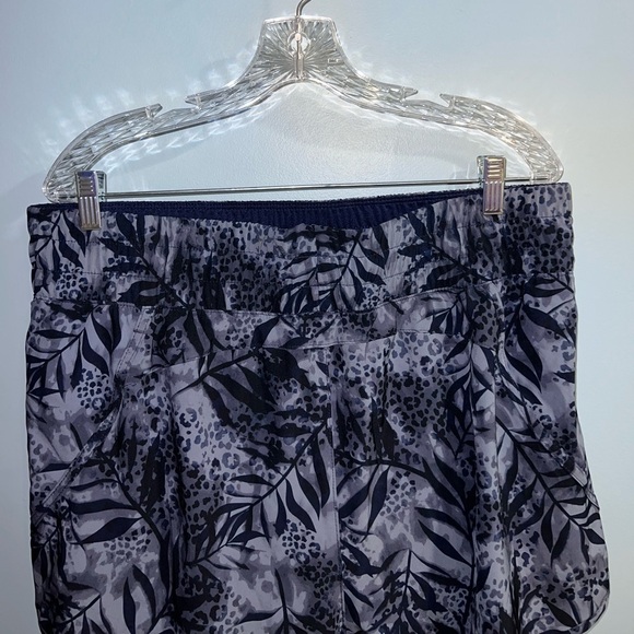 Avia- Athletic shorts - Picture 5 of 7